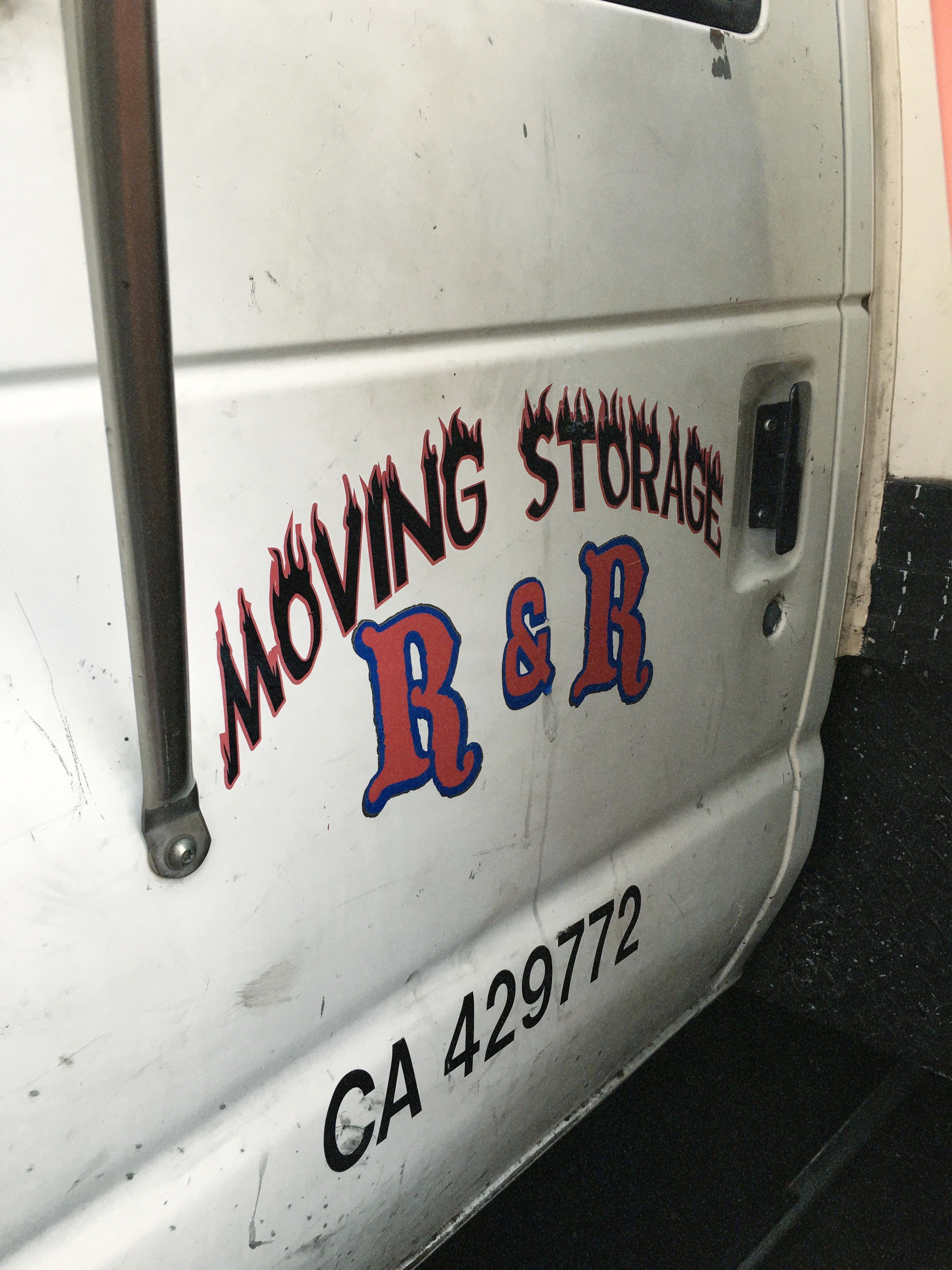 moving storage R & R